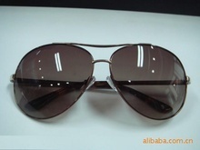 北京鴻澤天誠科貿(mào) 眼鏡銷售領(lǐng)域的最新動(dòng)態(tài)與服務(wù)解析